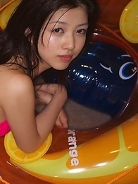 Azusa Togashi shows very appetizing curvesin pink lingerie